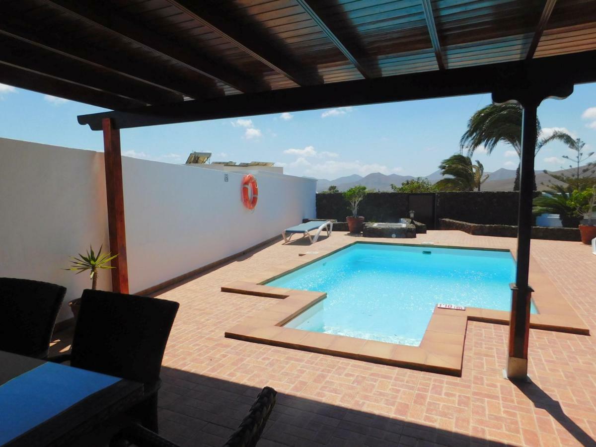 Villa Lucky - Heated Pool Mácher Εξωτερικό φωτογραφία
